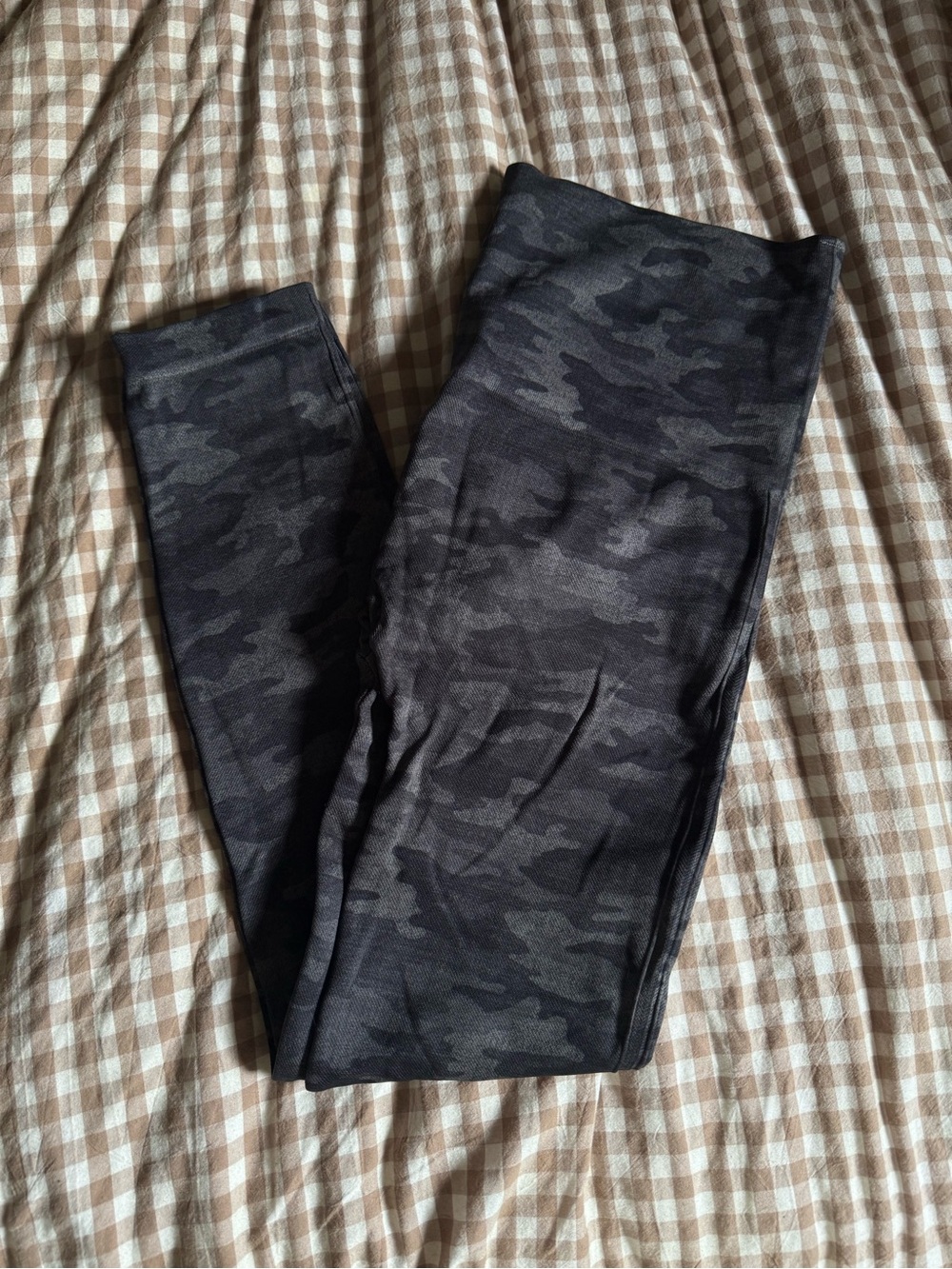 SPANX Black & Gray Camo High-Rise Leggings